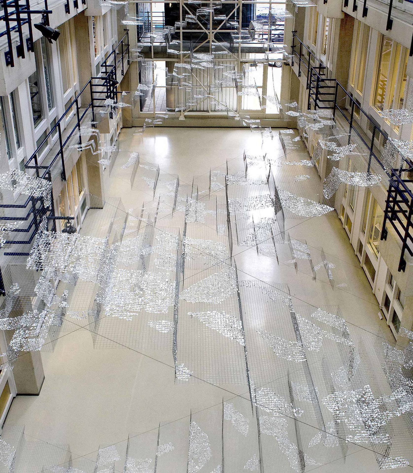 eerste project in de LUMC Kunsthal van Andre Pielage, naam werk onbekend