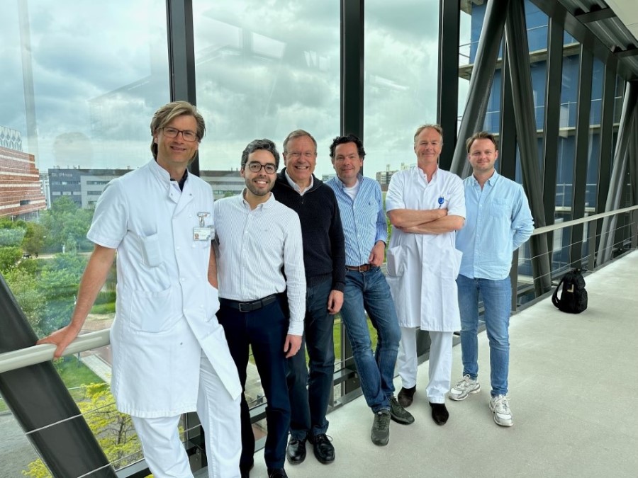 V.l.n.r.: Sven Mieog, Agustin Enciso Martinez, Peter ten Dijke, Alexander Vahrmeijer, Bert Bonsing en Martijn van Dam
