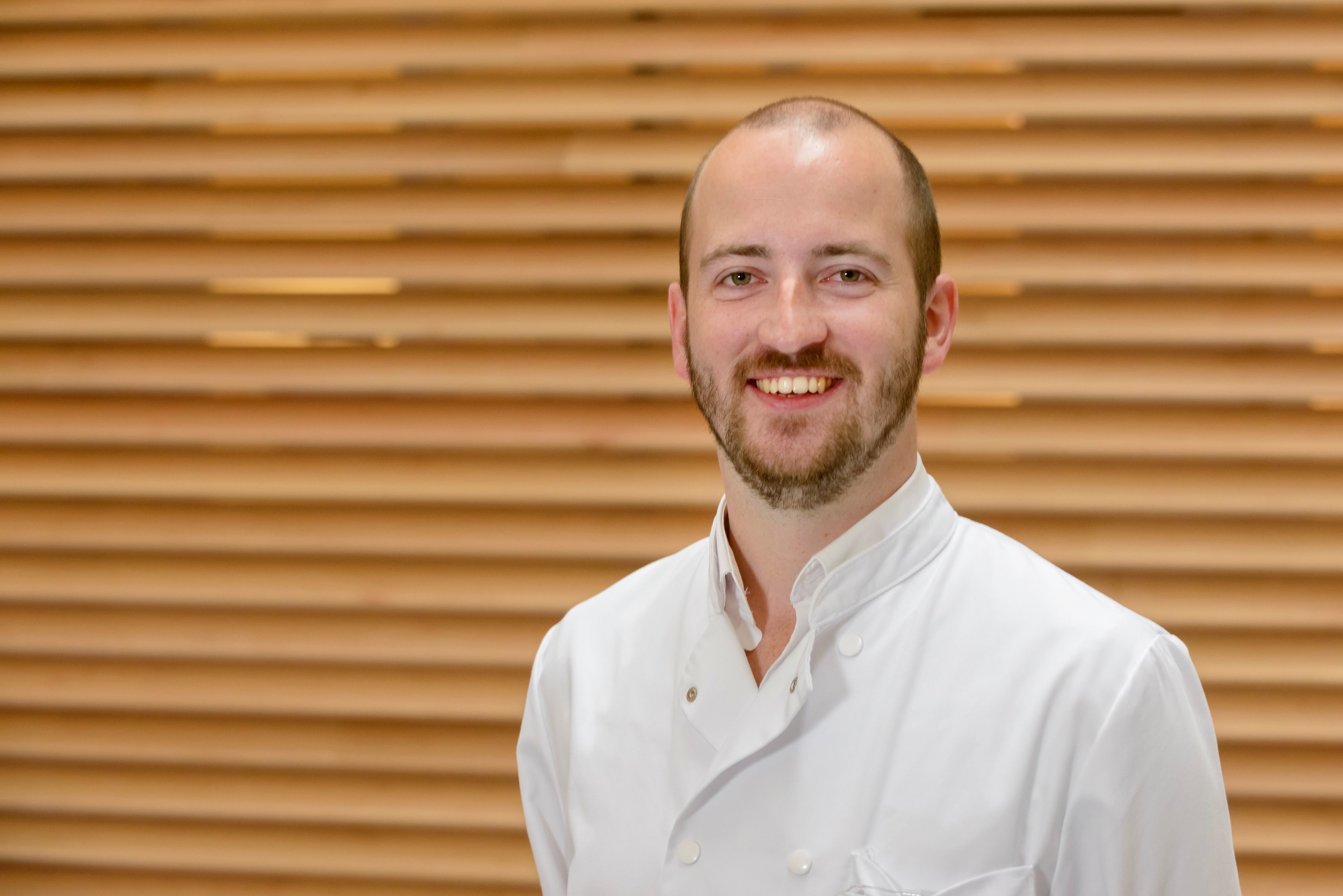 Maurice Overzier, Researchanalist "Als researchanalist ben ik gespecialiseerd in experimenten gericht op de ontwikkeling van therapieën voor erfelijke hersenziekten."