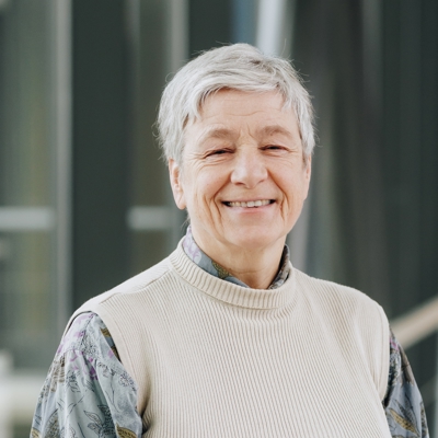 Headshot of team member Helene Roelofs
