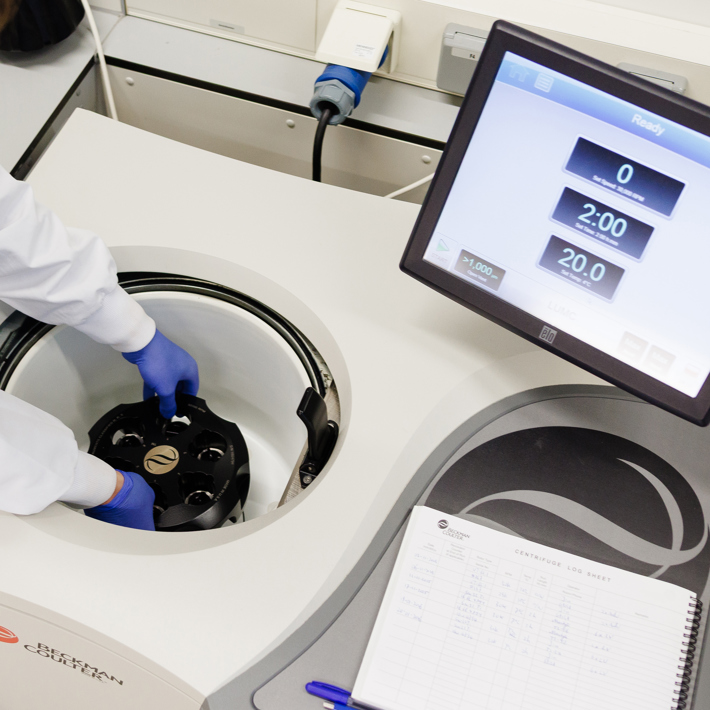 Ultracentrifuge Beckman Coulter Optima XE-90